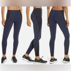 Spanx large Mesh Contour Active Leggings in Lapis Night Blue